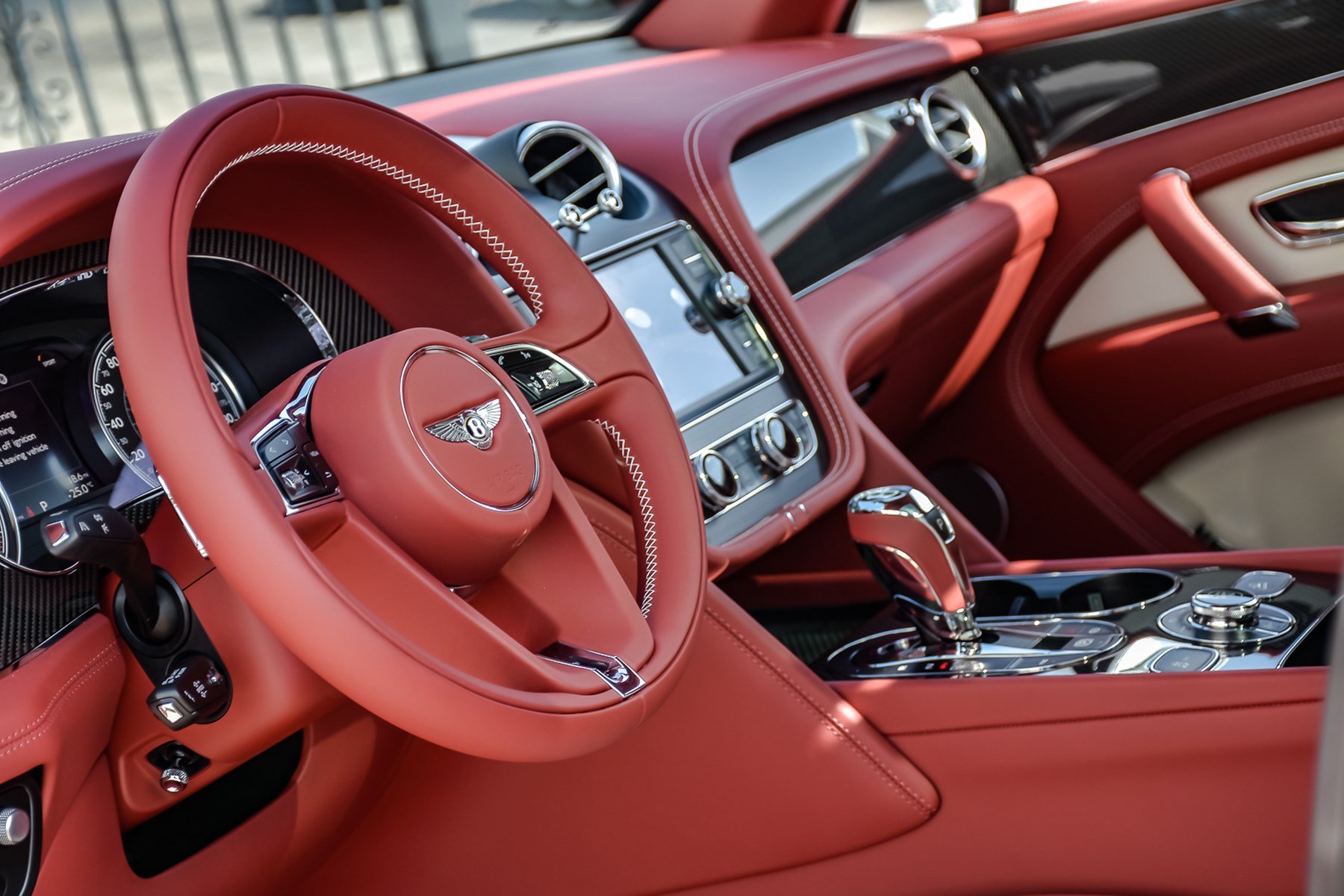 New 2020 Bentley Bentayga V8 Sport Utility In Downers Grove